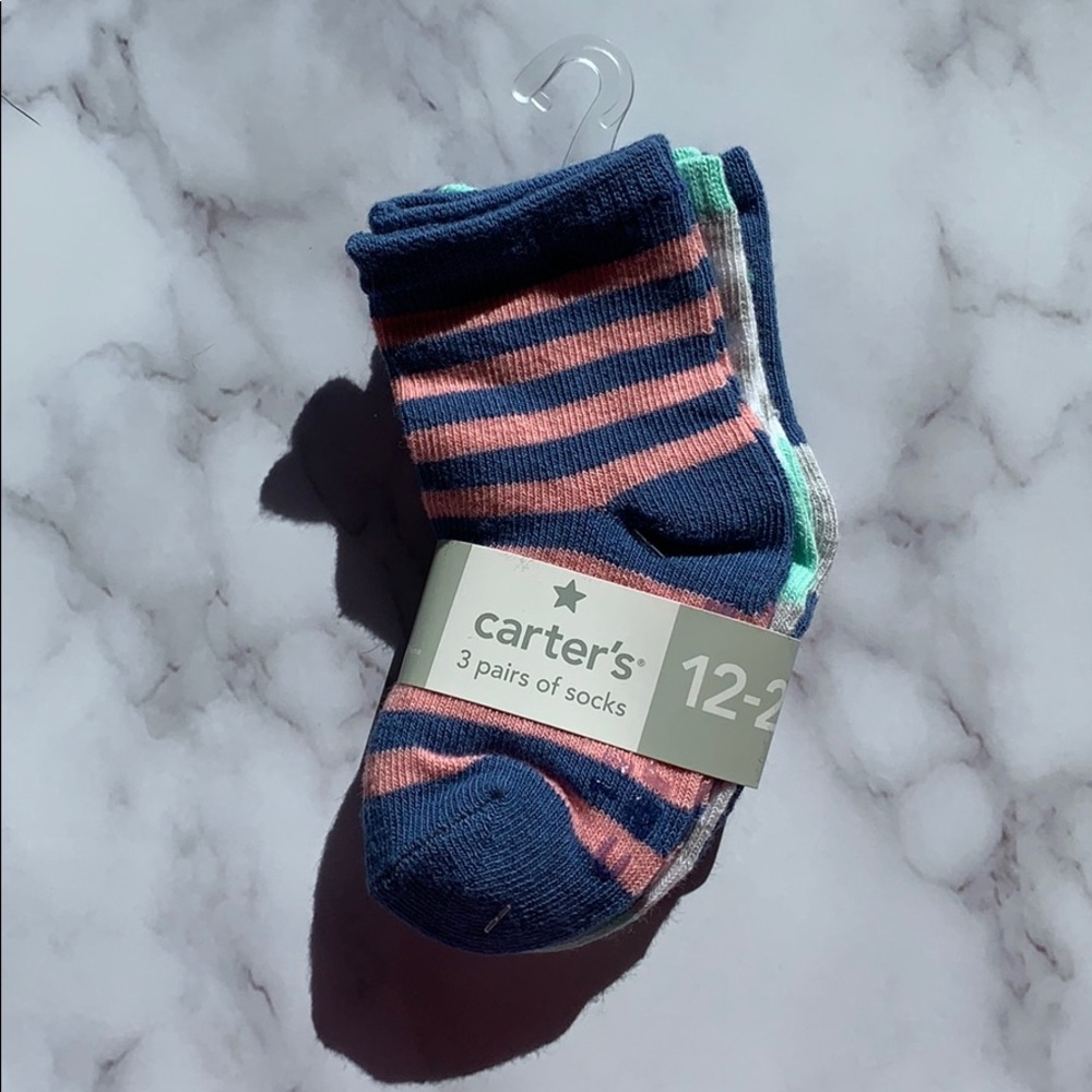🌸Carter’s 3 Pairs of Socks Set - 12-24 Months